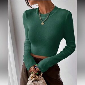 SHEIN Women’s XS Dark Green Ribbed Knit Cropped Long Sleeve Shirt